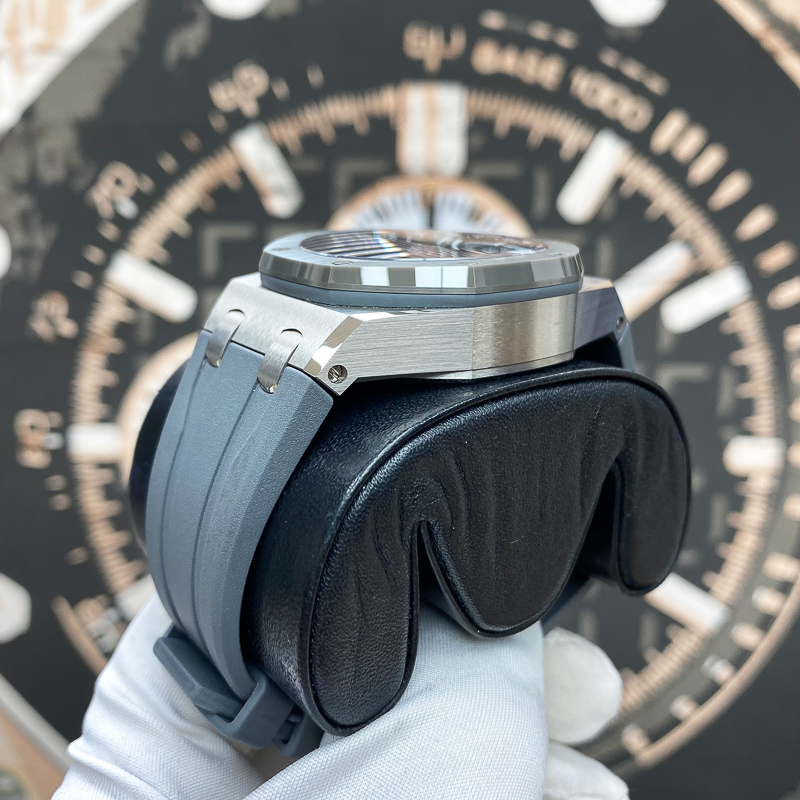Audemars Piguet Royal Oak Offshore Chronograph 26420IO 43mm Grey Dial