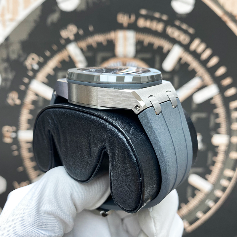 Audemars Piguet Royal Oak Offshore Chronograph 26420IO 43mm Grey Dial