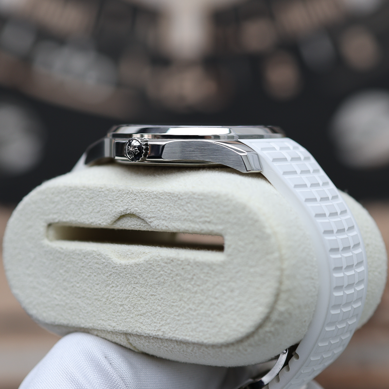 Patek Philippe Aquanaut Luce Quartz 5267/200A-010 38mm White Dial