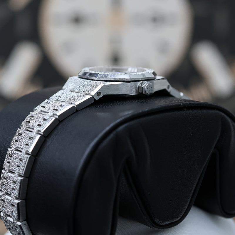 Audemars Piguet Royal Oak Mini Frosted Gold Quartz 67630BC.GG.1312BC.01-C 23mm Silver Dial