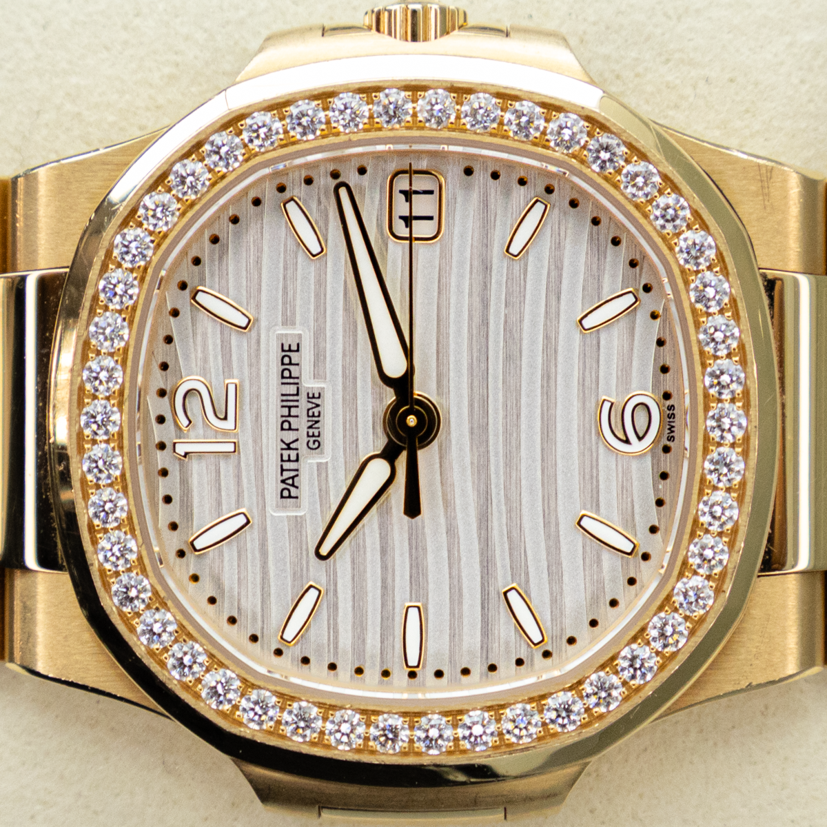 Patek Philippe Nautilus Quartz 7010/1R 32mm Silver Dial Pre-Owned