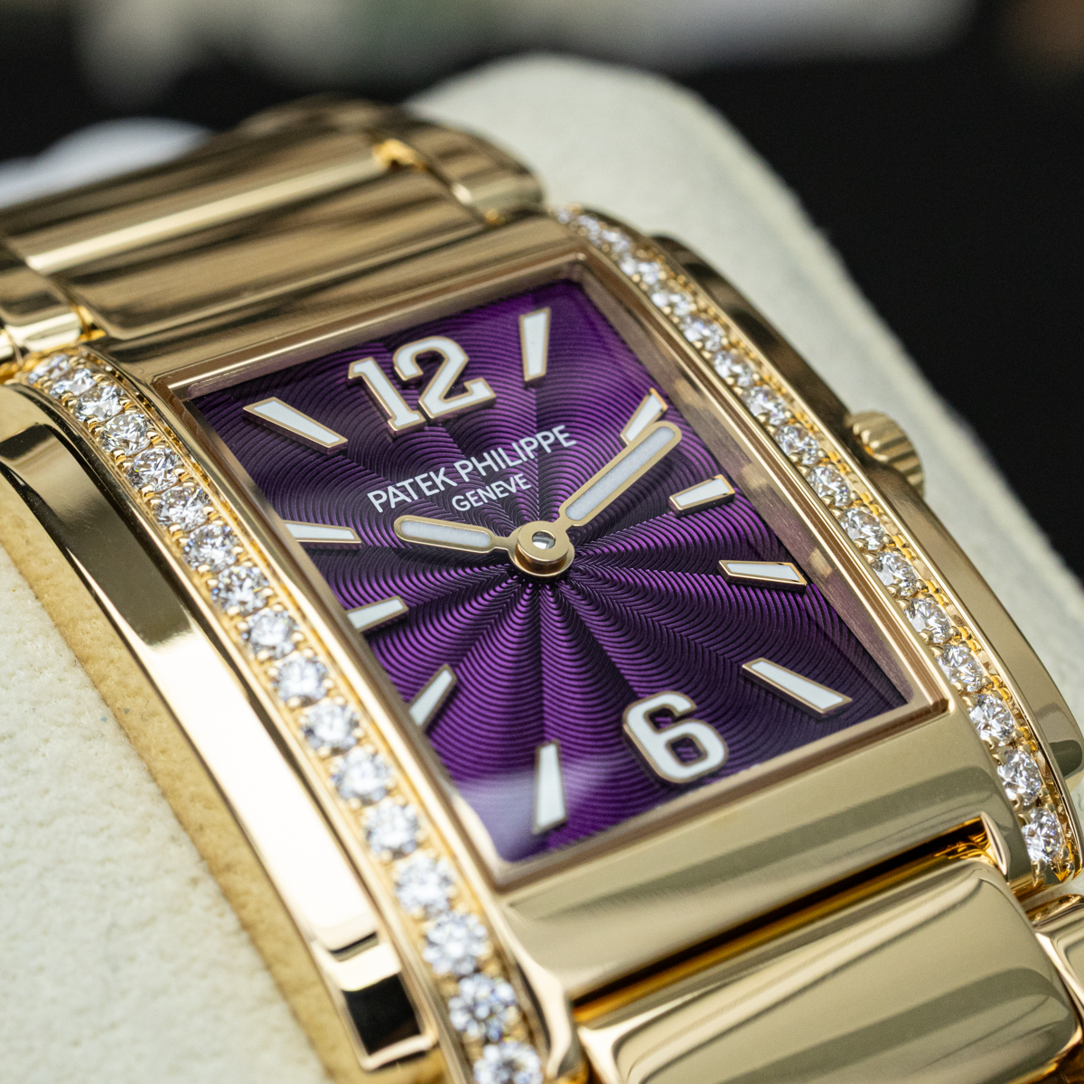 Patek Philippe 2026 Twenty~4 Quartz 4910/1201R 25mm Purple Dial
