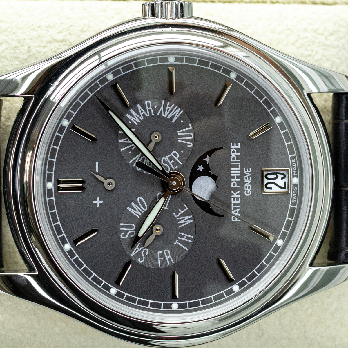 Patek Philippe Complications Annual Calendar 5146P 39mm Grey Dial Pre-Owned