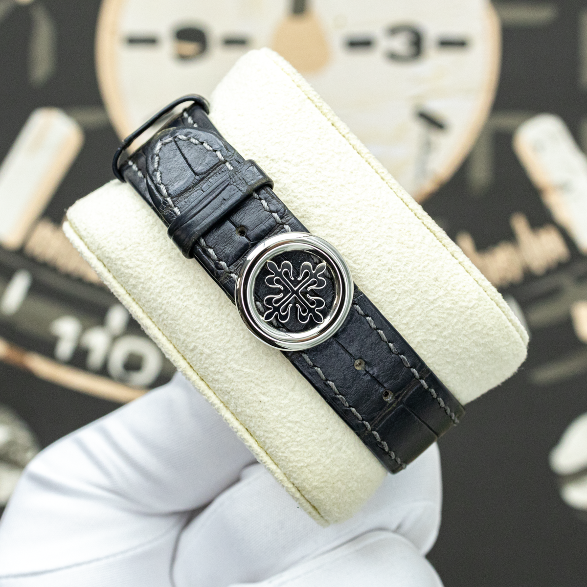 Patek Philippe Complications Annual Calendar 5146P 39mm Grey Dial Pre-Owned