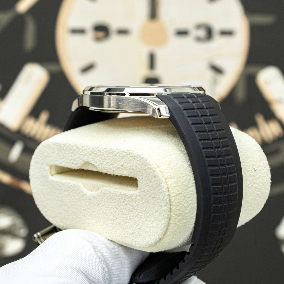 Patek Philippe Aquanaut 5167A 41mm Grey Dial