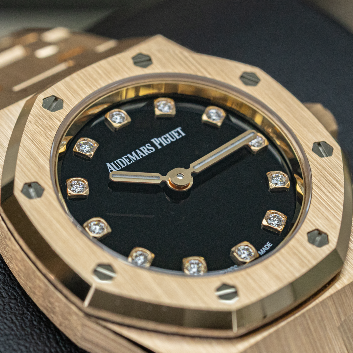 Audemars Piguet 2026 Royal Oak Mini Quartz 67630OR 23mm Diamond-Set Onyx Dial