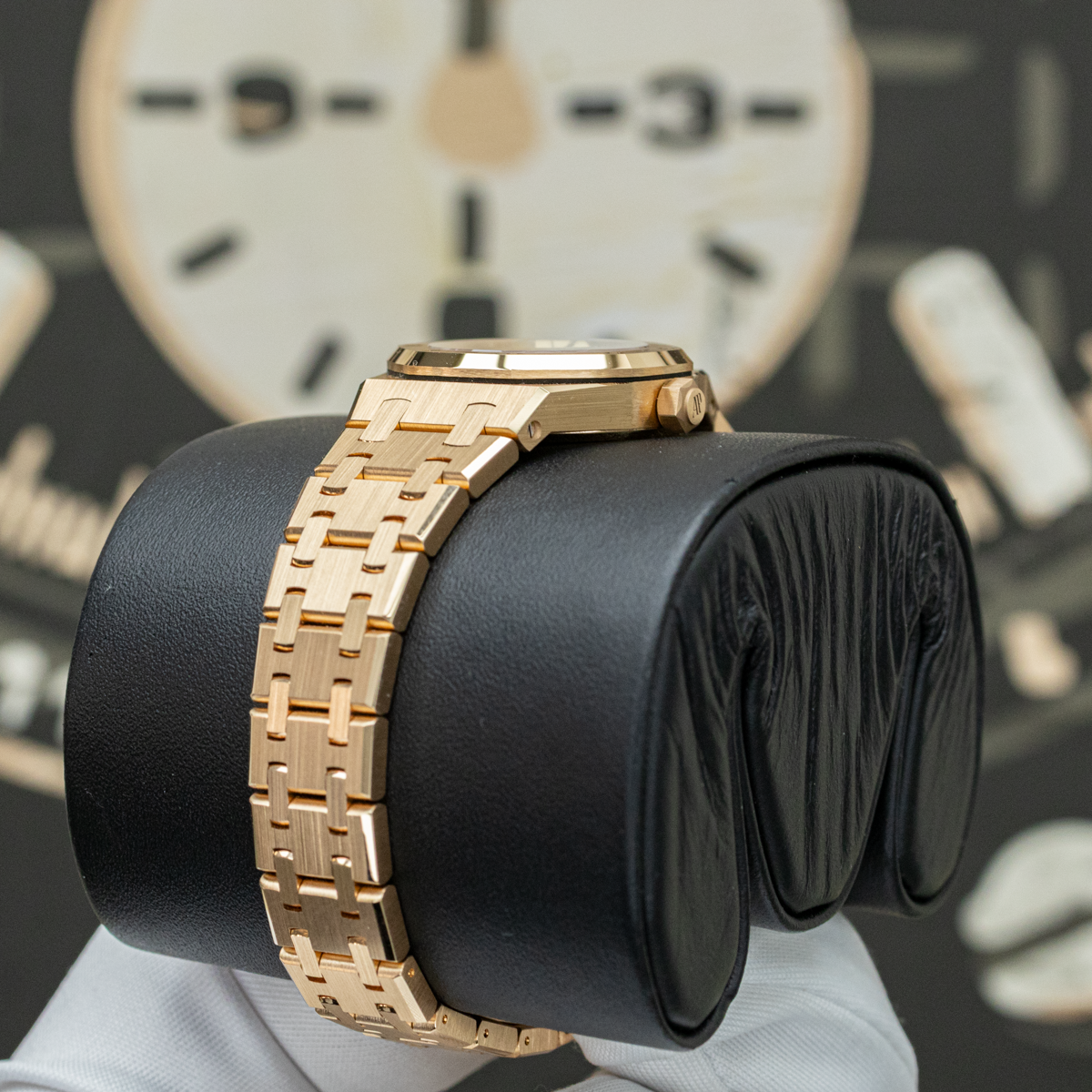 Audemars Piguet 2026 Royal Oak Mini Quartz 67630OR 23mm Diamond-Set Onyx Dial