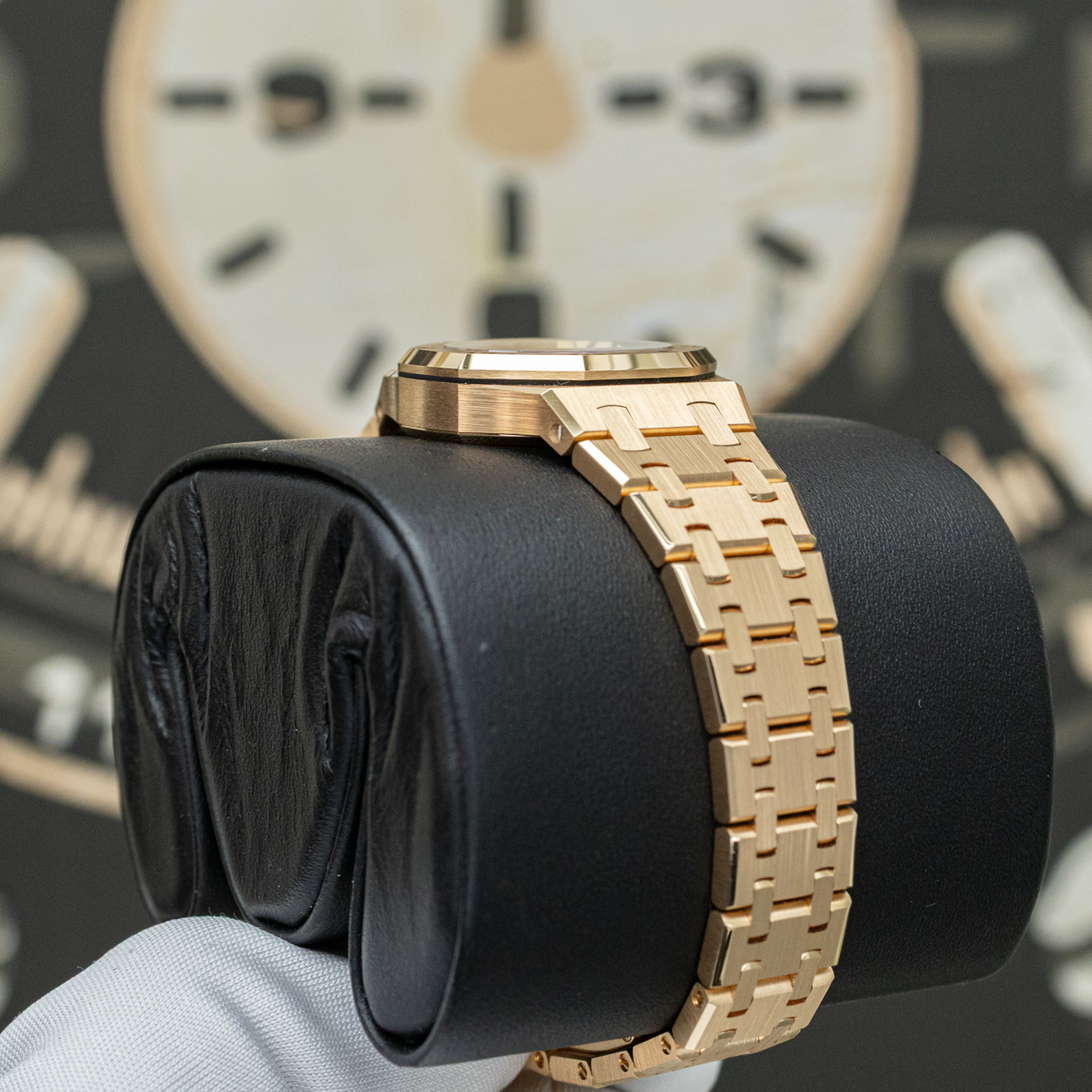 Audemars Piguet 2026 Royal Oak Mini Quartz 67630OR 23mm Diamond-Set Onyx Dial