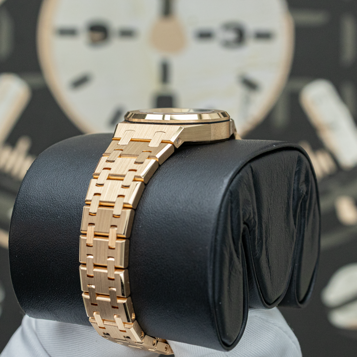 Audemars Piguet 2026 Royal Oak Mini Quartz 67630OR 23mm Diamond-Set Onyx Dial