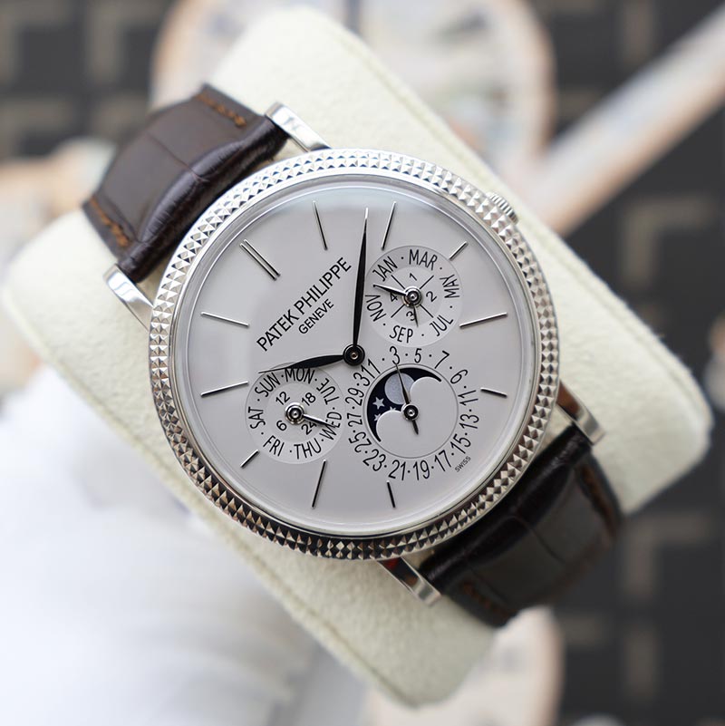 Patek Philippe Grand Complications Perpetual Calendar 38mm 5139G Silver Dial Pre-Owned