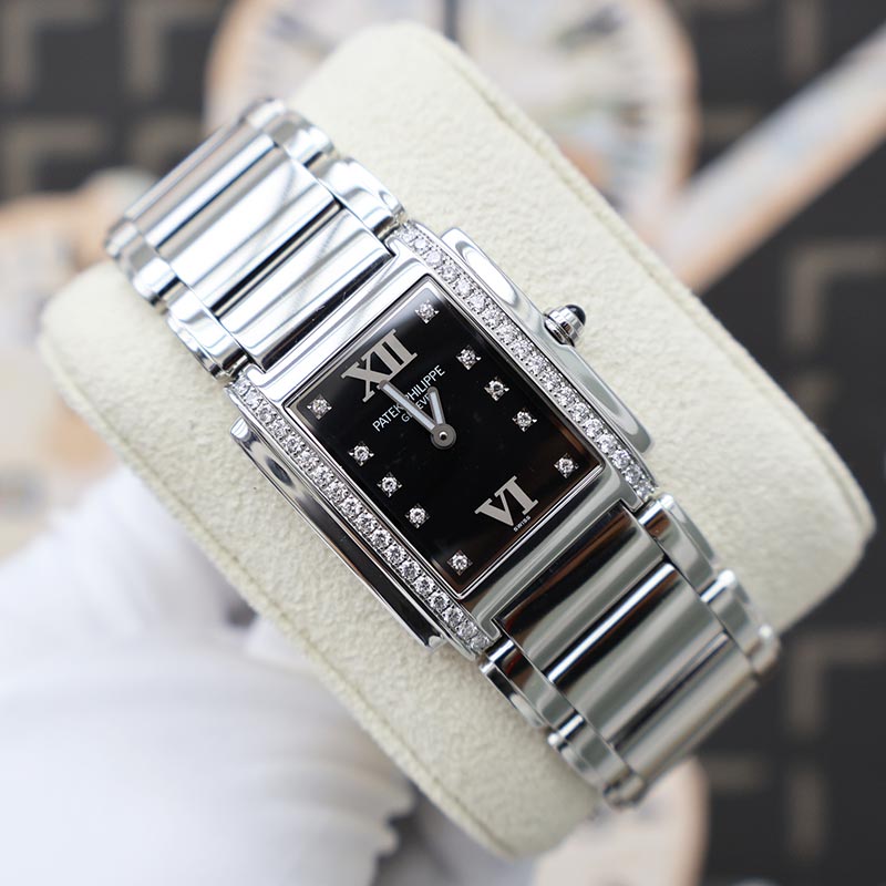 Patek Philippe Twenty-4 Quartz 25mm 4910/10A-001 Black Dial Pre-Owned
