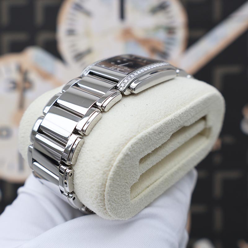 Patek Philippe Twenty-4 Quartz 25mm 4910/10A-001 Black Dial Pre-Owned