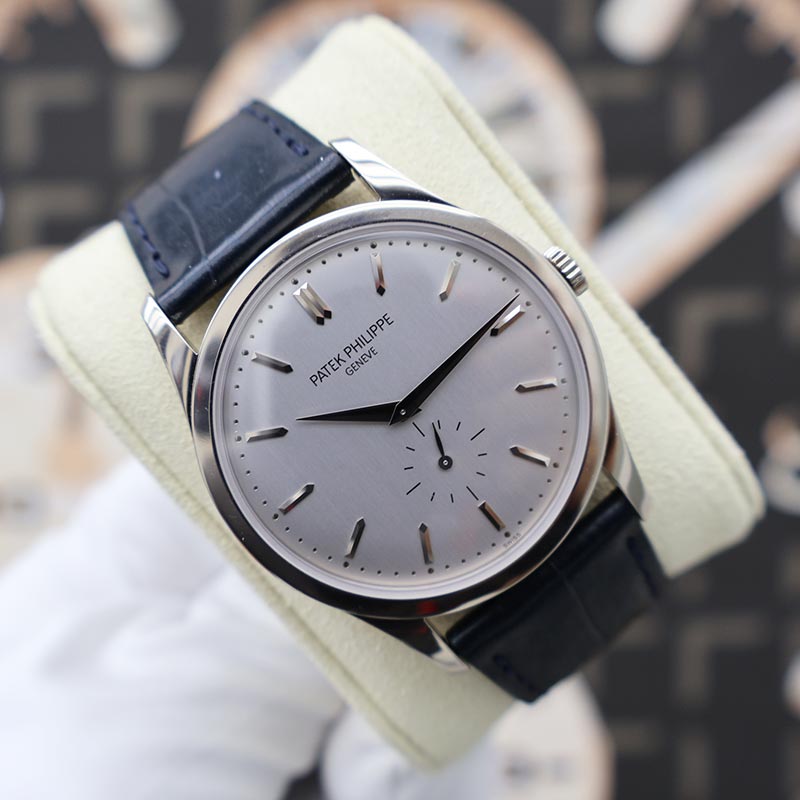 Patek Philippe Calatrava 37mm 5196G-001 Silver Dial Pre-Owned