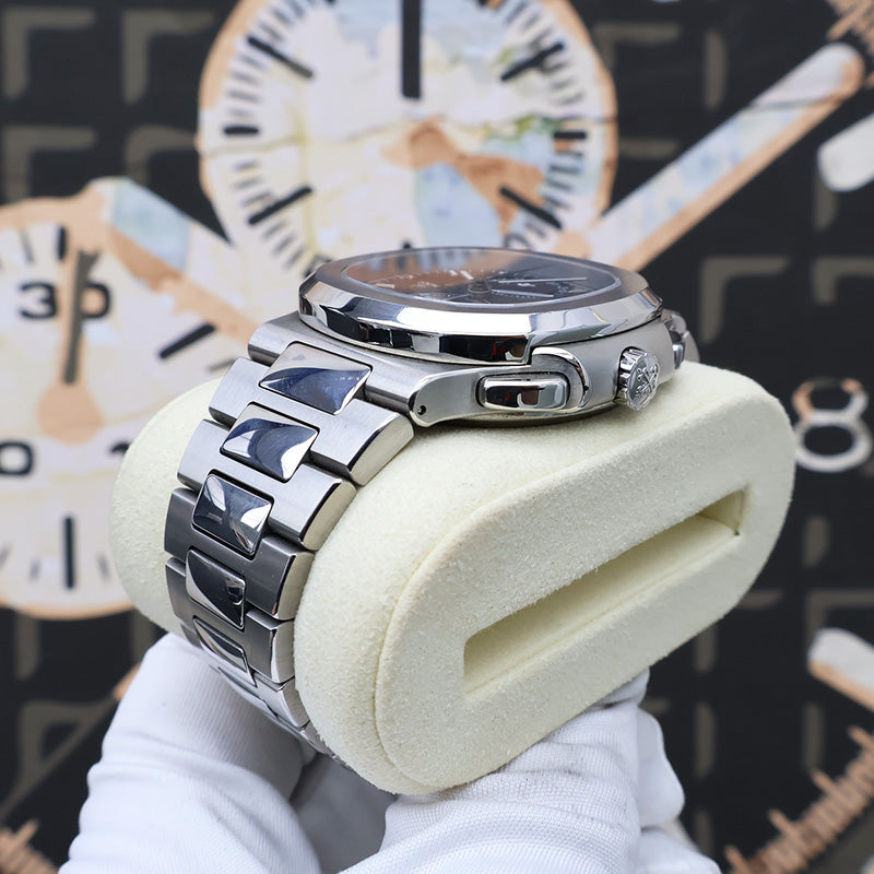 Patek Philippe Nautilus Travel Time Chronograph 40mm 5990/1A Black Dial 2017 Pre-Owned