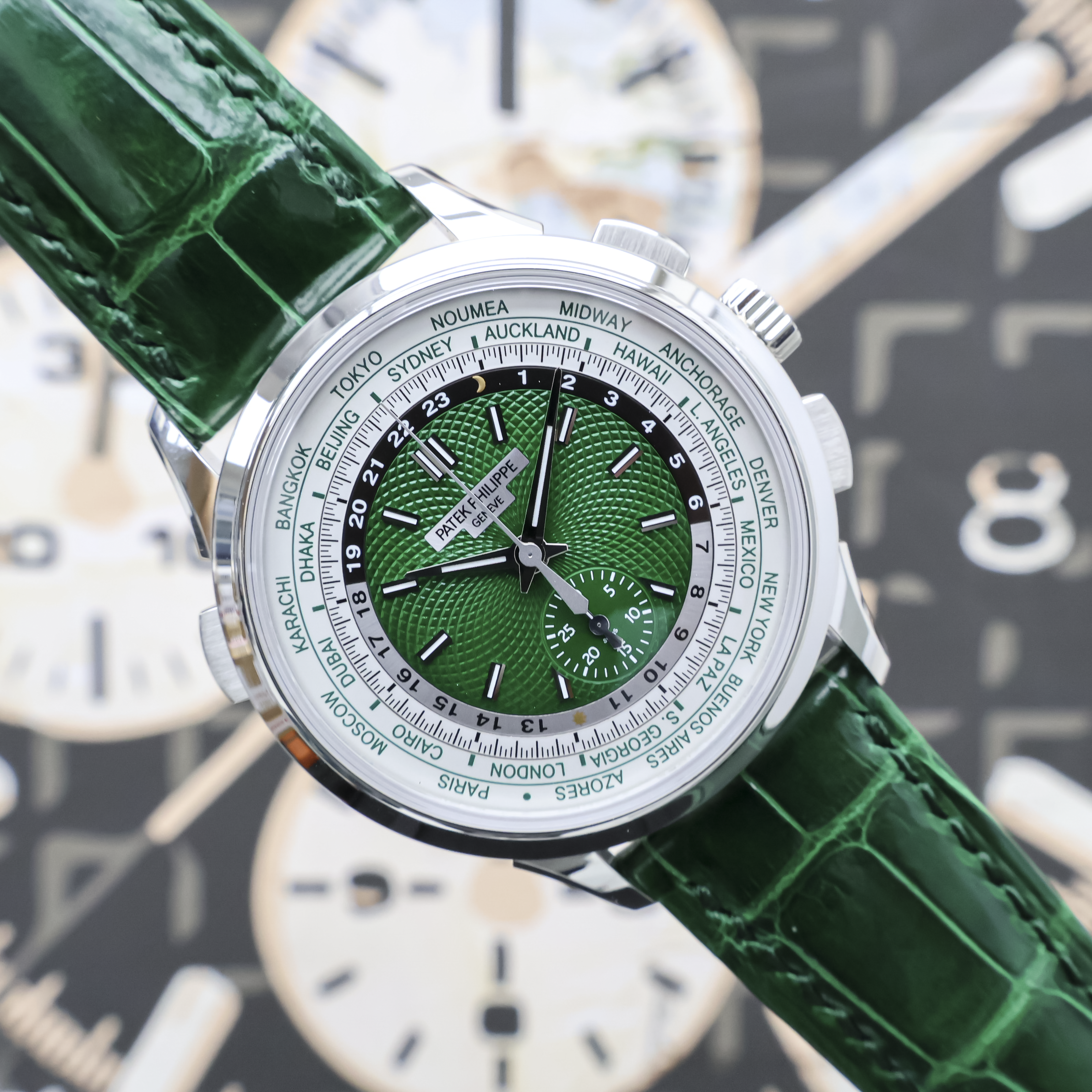 Patek Philippe 2025 Complications Self-Winding 39mm 5930P Green / White Dial
