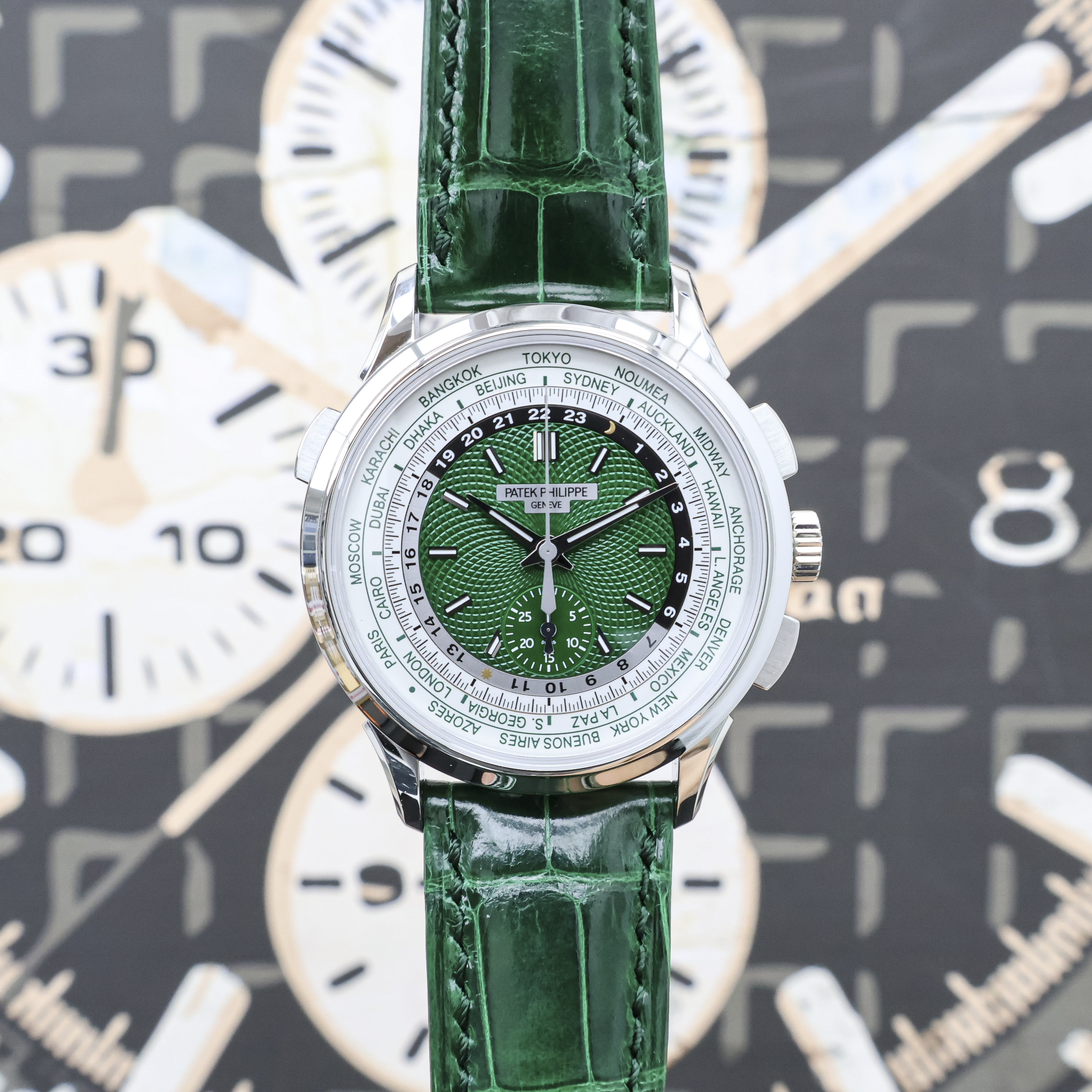 Patek Philippe 2025 Complications Self-Winding 39mm 5930P Green / White Dial