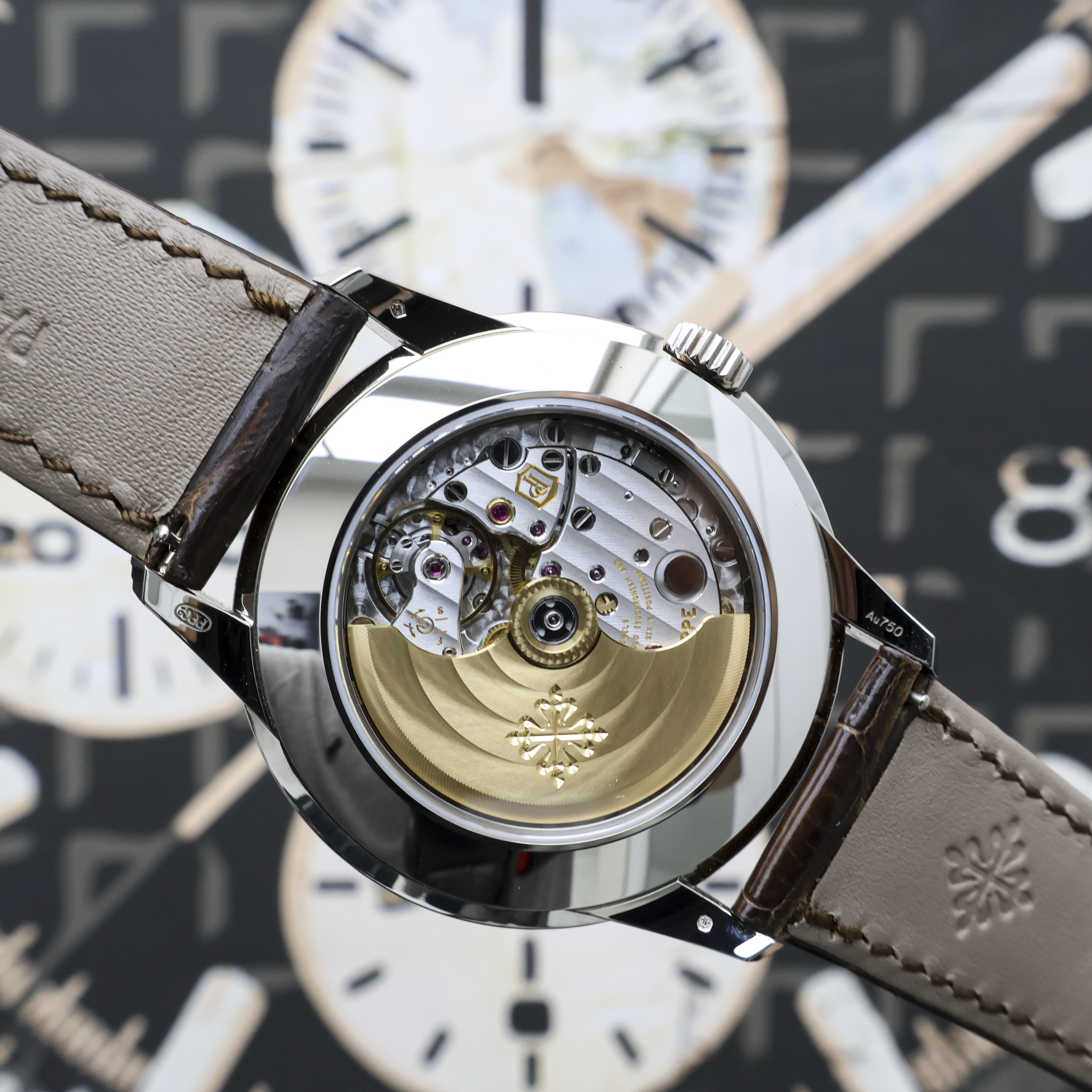 Patek Philippe Grand Complications Perpetual Calendar 40mm 5320G Salmon Dial