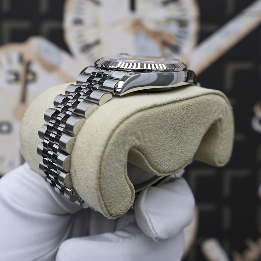 Rolex 2025 Datejust 36mm Mother Of Pearl Diamond Dial Fluted Bezel 126234