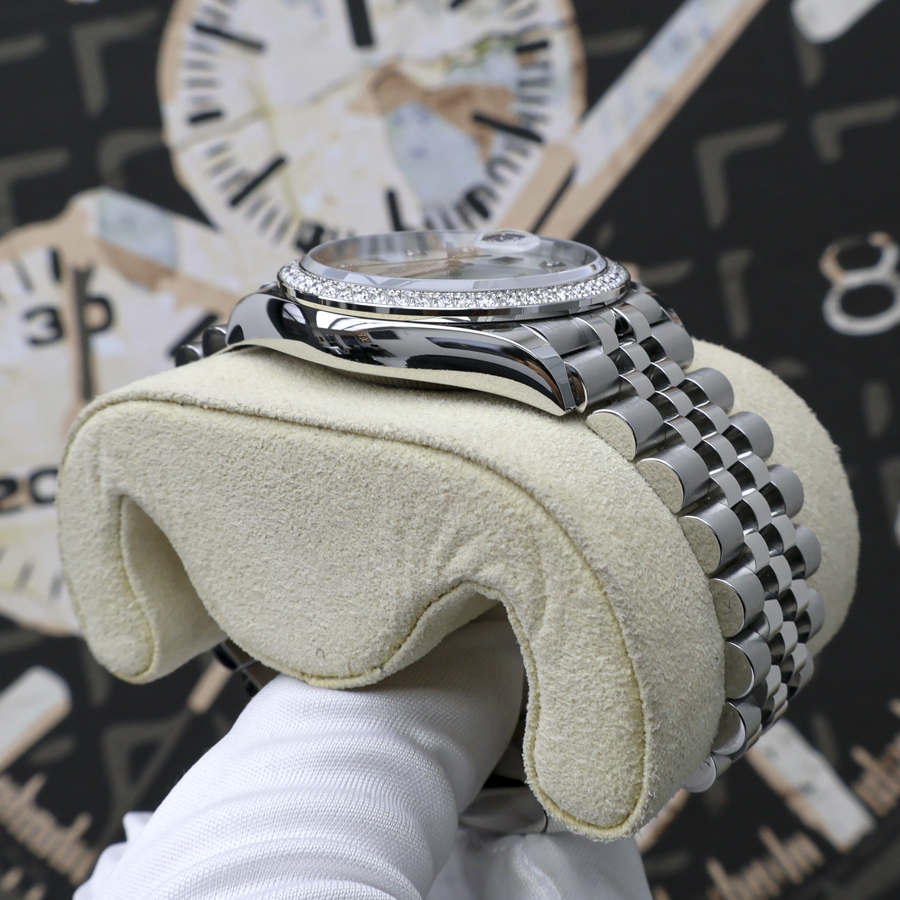 Rolex 2025 Datejust 36mm Mother Of Pearl Diamond Dial Diamond Bezel 126284RBR