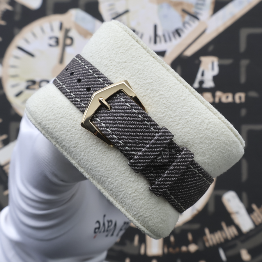 Patek Philippe 2025 FRESH DATE Annual Calendar Complication 38mm 4946R Brown Dial