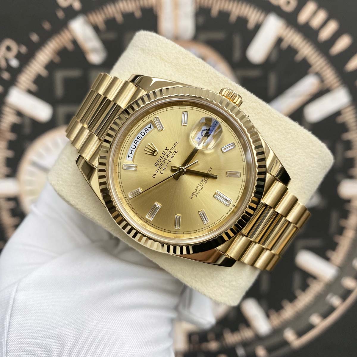 Rolex Day-Date 40mm 228238 Fluted Bezel Baguette Diamond Champagne Dial Pre-Owned