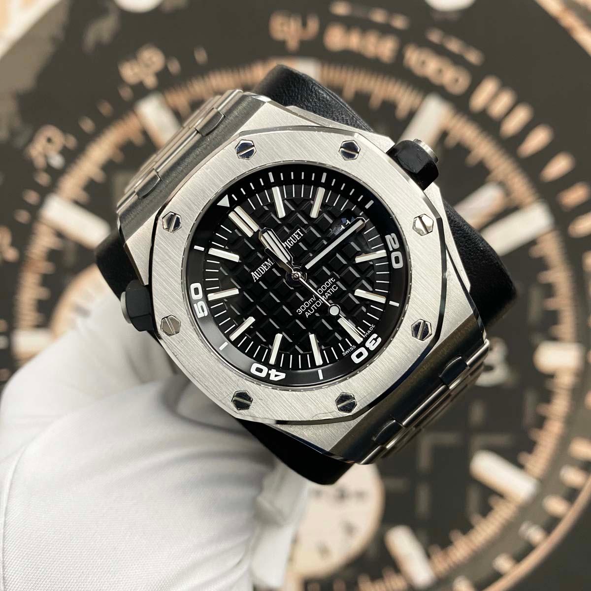 Audemars Piguet Royal Oak Offshore Diver 42mm 15710ST On Steel Bracelet Black Dial Pre-Owned - Gotham Trading 