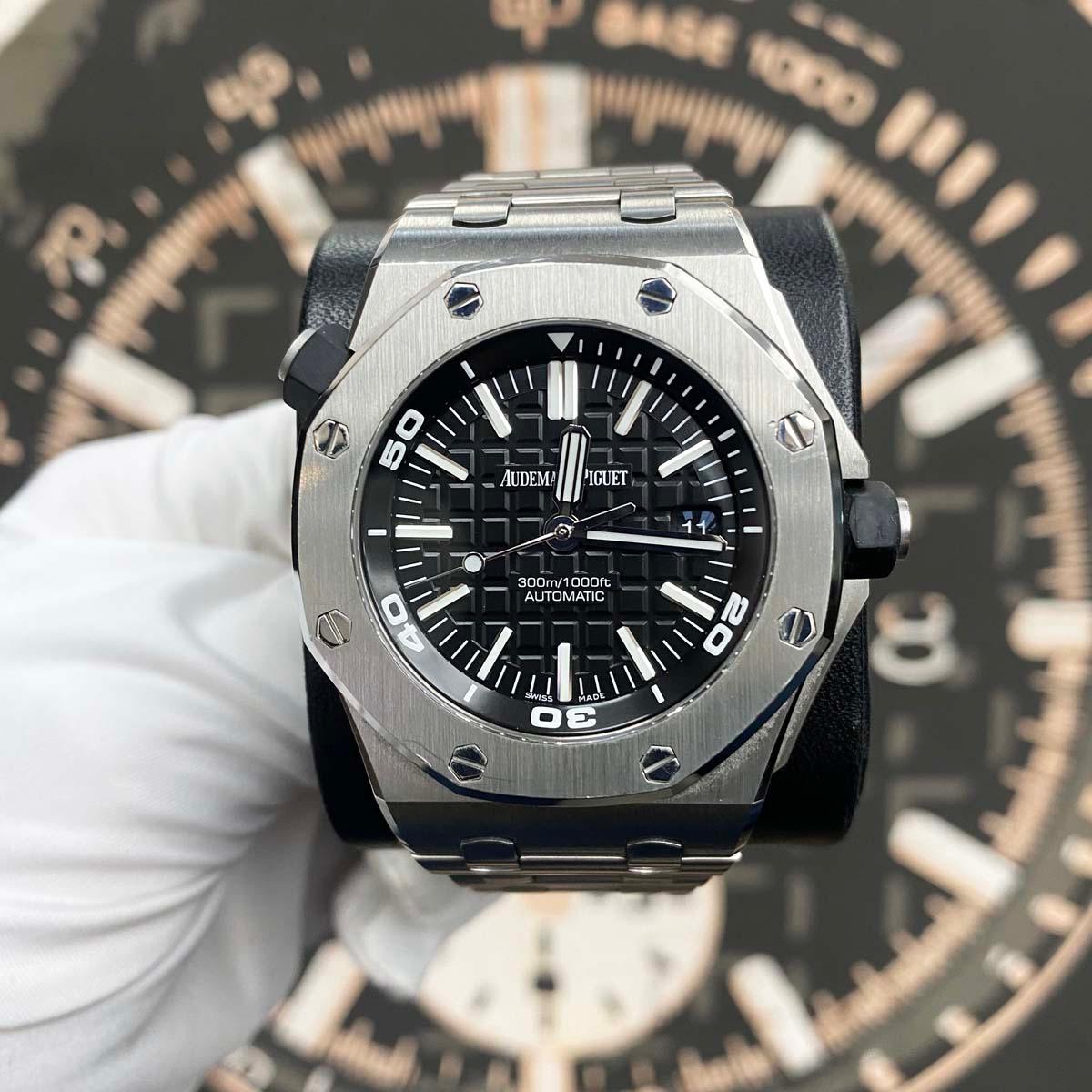 Audemars Piguet Royal Oak Offshore Diver 42mm 15710ST On Steel Bracelet Black Dial Pre-Owned - Gotham Trading 