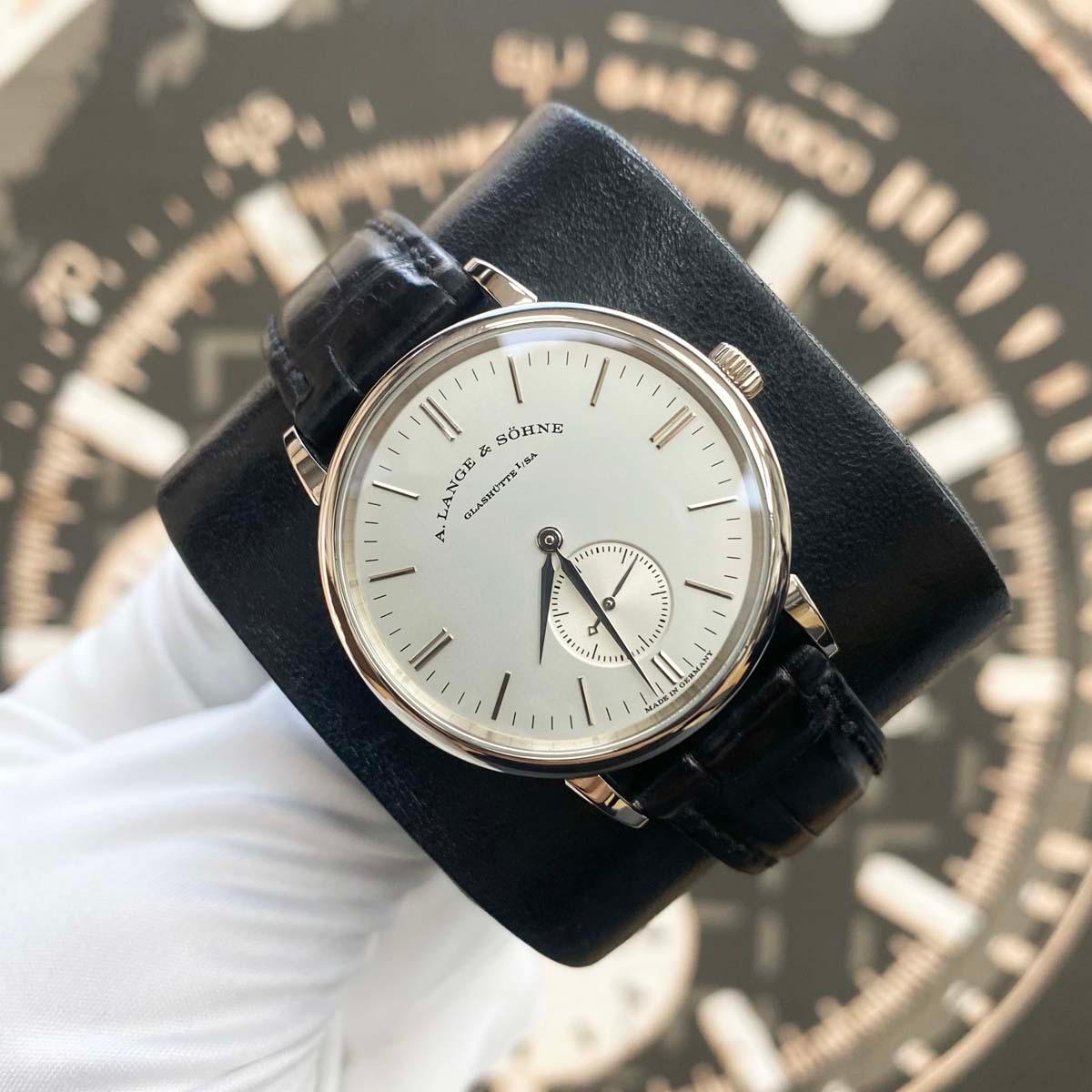 A. Lange & Sohne Saxonia 18kt White Gold 35mm Manual Wound Silver Dial 219.026 Pre-Owned - Gotham Trading 
