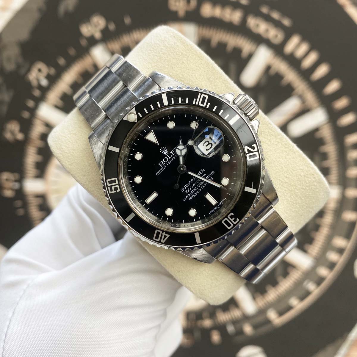 Rolex Submariner Date 40mm 16610 Black Dial Pre-Owned