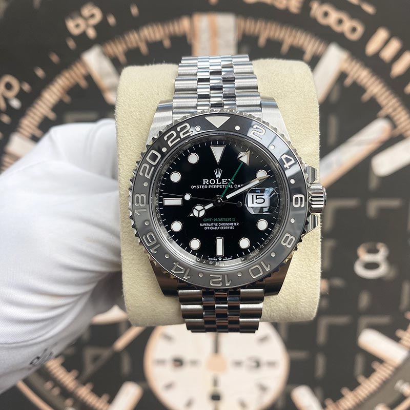 Rolex GMT-Master II "Bruce Wayne" 40mm 126710GRNR Black Dial