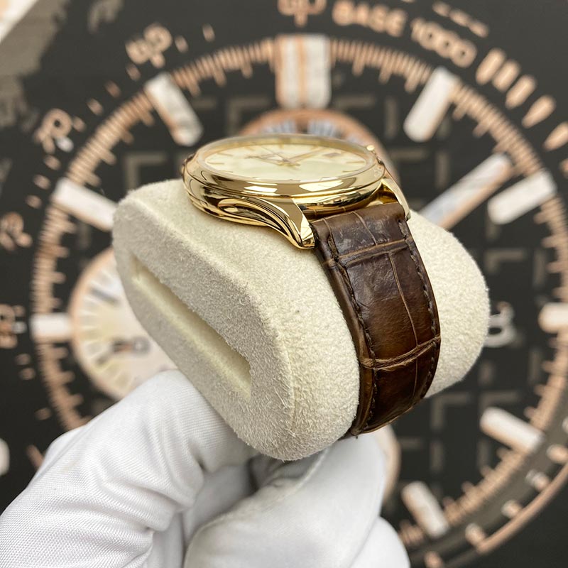 Patek Philippe Calatrava 39mm 5227J Ivory Dial Pre-Owned