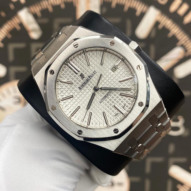 Audemars Piguet Royal Oak 41mm 15400ST White Dial Pre-Owned