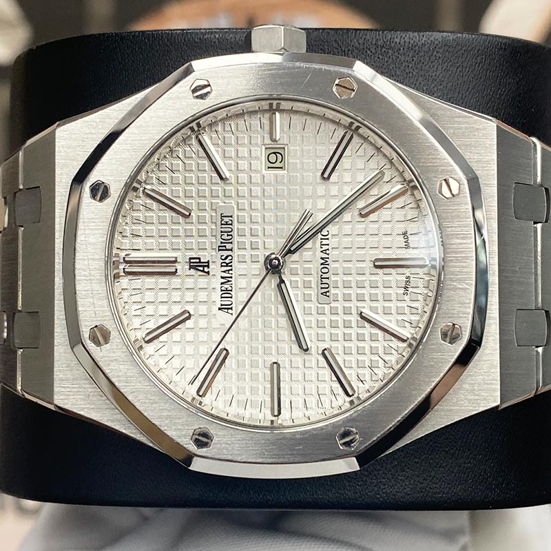 Audemars Piguet Royal Oak 41mm 15400ST White Dial Pre-Owned