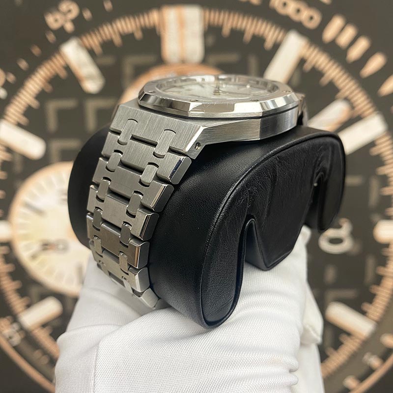 Audemars Piguet Royal Oak 41mm 15400ST White Dial Pre-Owned