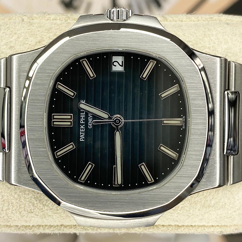 Patek Philippe Nautilus 40mm 5711/1A Blue Dial Pre-Owned