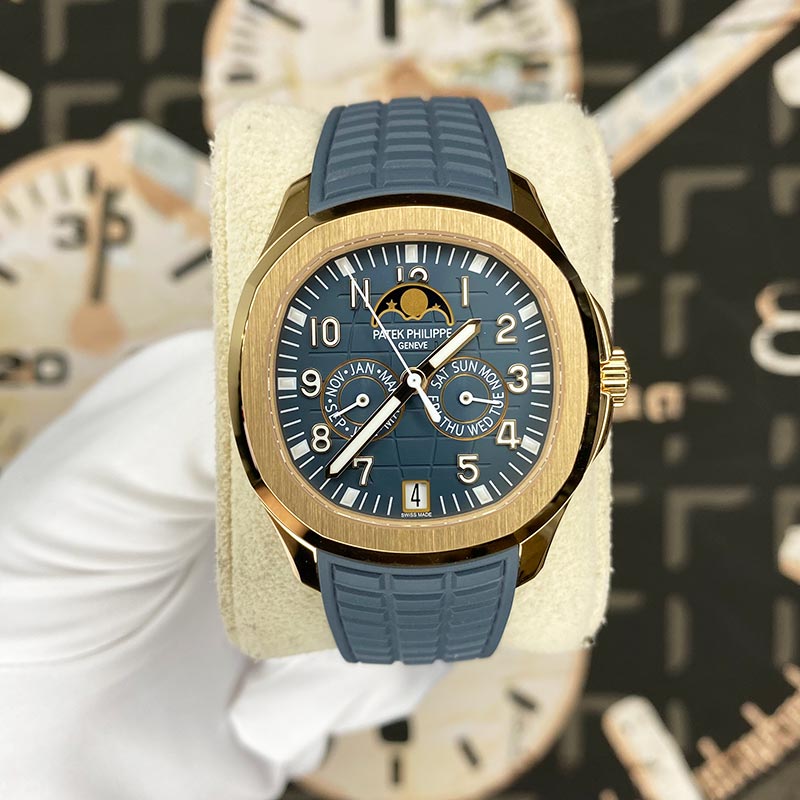 Patek Philippe Aquanaut 40mm 5261R-001 Blue-Gray Dial