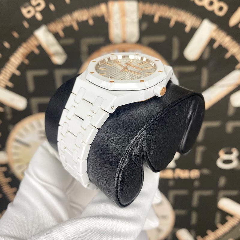 Audemars Piguet Royal Oak Selfwinding 34mm White Ceramic White Dial 77350CB.OO.1266CB.01