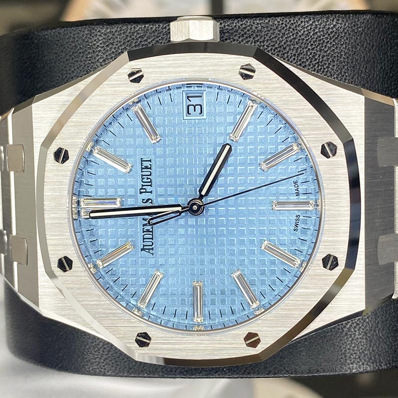 Audemars Piguet Royal Oak Selfwinding 41mm 15510BC Ice Blue Baguette Diamond Dial