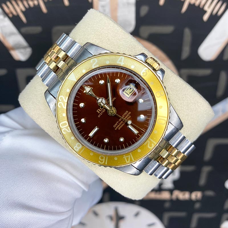 Rolex GMT-Master "Root Beer" 40mm 1675 Chocolate Dial Pre-Owned