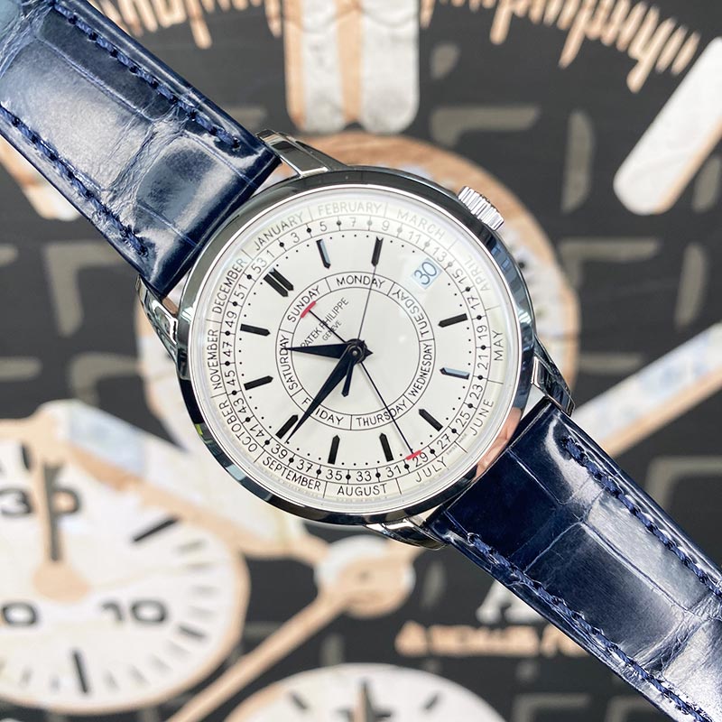 Patek Philippe Calatrava Complications Weekly Calendar 40mm 5212A-001 Silver Dial on an Original Blue Leather Strap