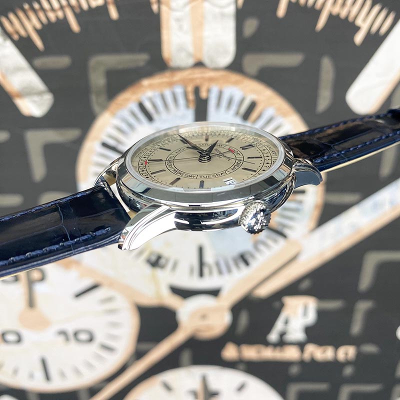 Patek Philippe Calatrava Complications Weekly Calendar 40mm 5212A-001 Silver Dial on an Original Blue Leather Strap