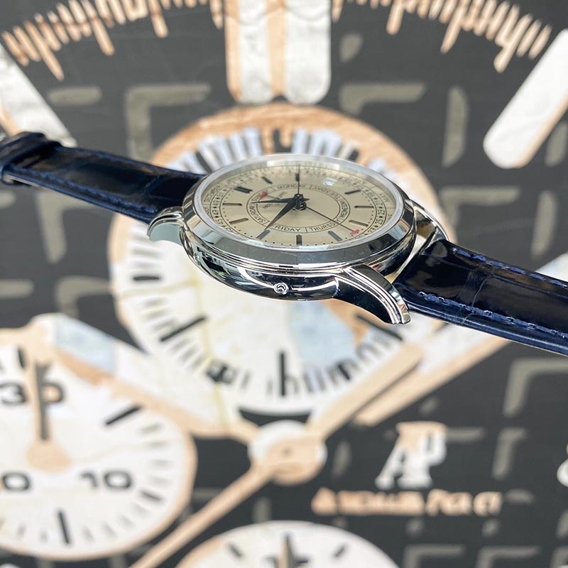 Patek Philippe Calatrava Complications Weekly Calendar 40mm 5212A-001 Silver Dial on an Original Blue Leather Strap