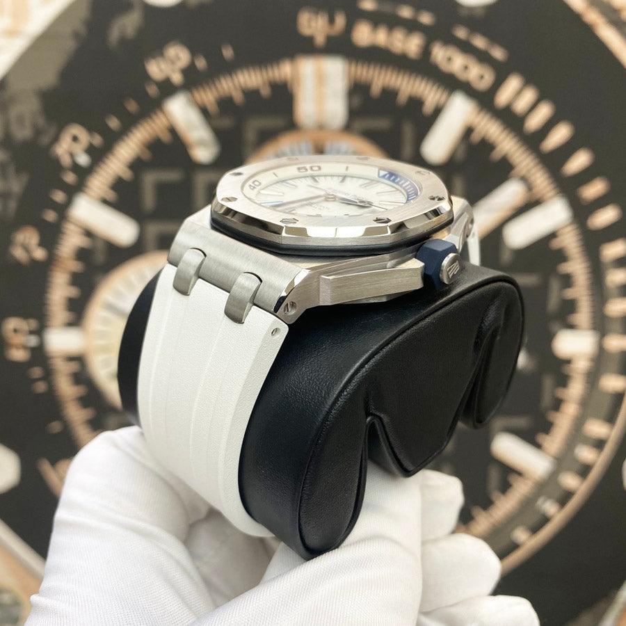Audemars Piguet Royal Oak Offshore Diver 42mm 15710ST White Dial Mint Condition Pre-Owned - Gotham Trading 