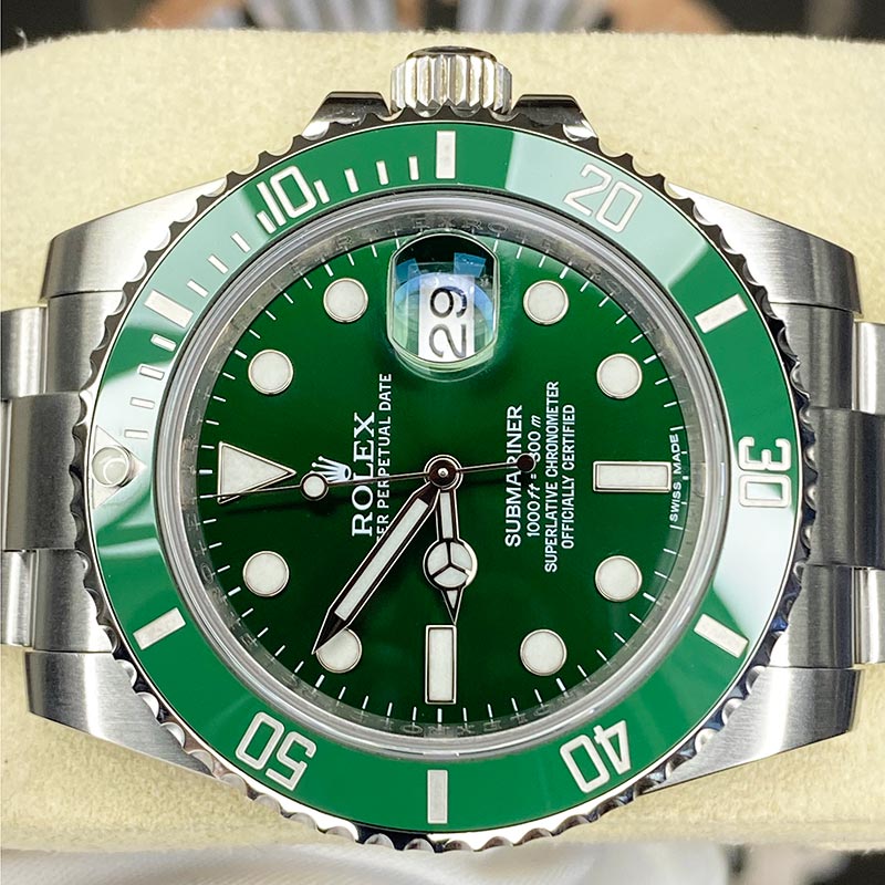 Rolex Submariner Date 40mm Hulk 116610LV Green Dial Pre-Owned