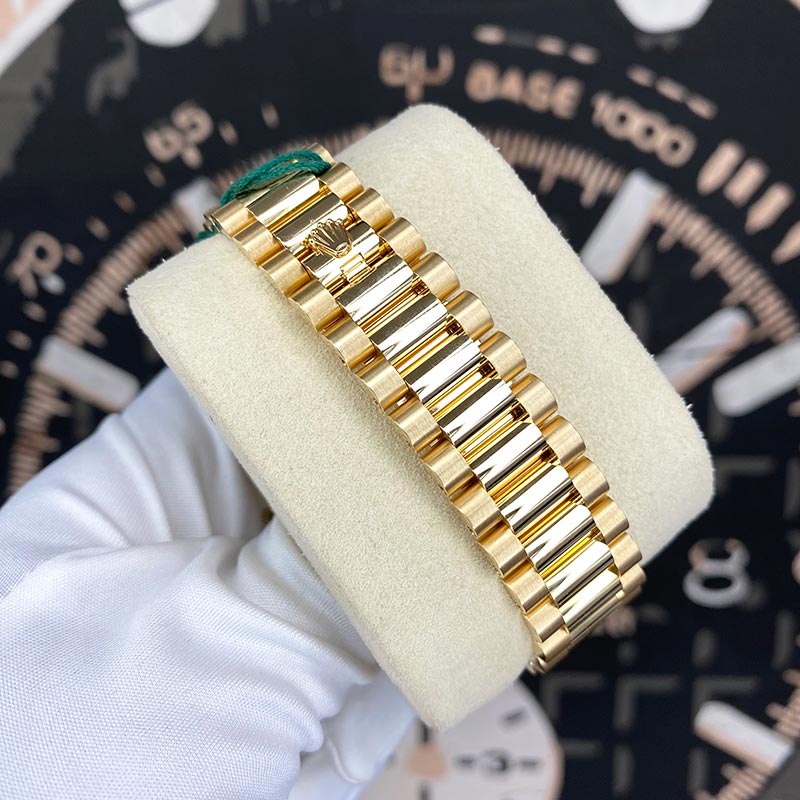 Rolex Day-Date 36mm Presidential 128238 Fluted Bezel Carnelian Diamond Dial