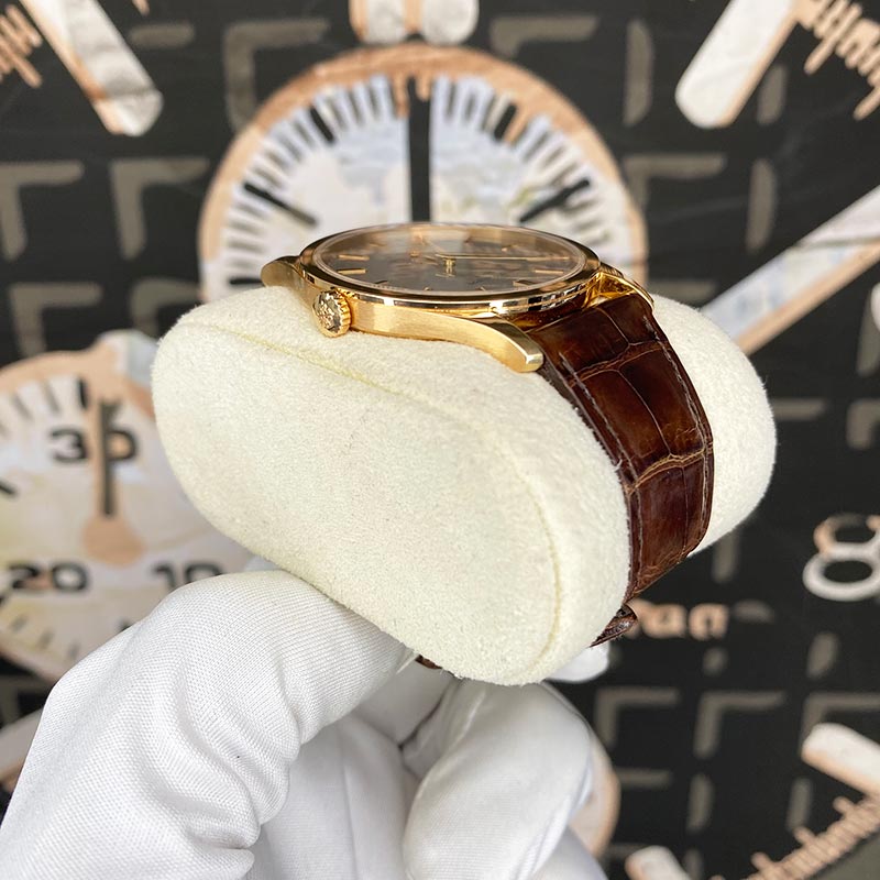 Patek Philippe Calatrava 37mm 5196R Silver Dial Pre-Owned