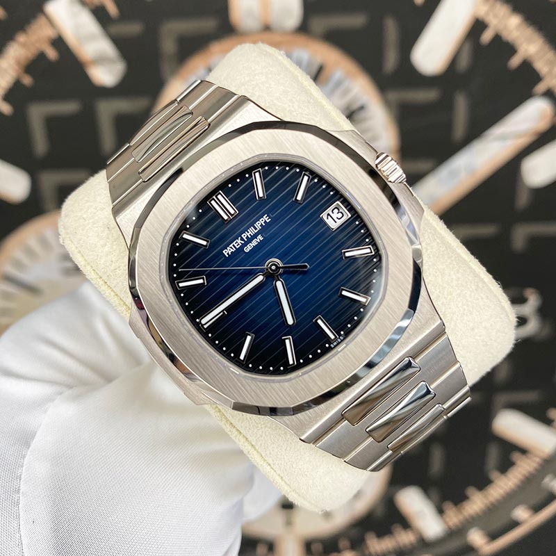 Patek Philippe Nautilus Self-Winding 41mm 5811-1G-001 Blue Dial