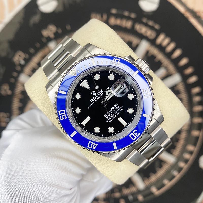 Rolex Submariner Date 41mm 126619LB Black Dial Pre-Owned