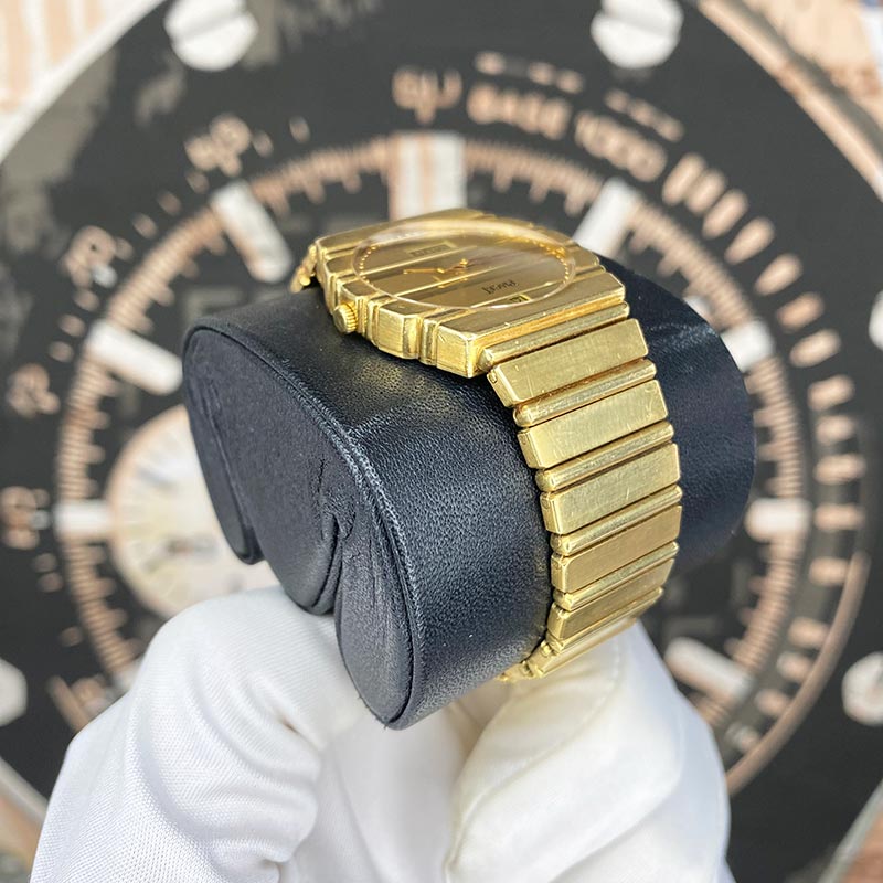 Piaget Polo Quartz Movement 31mm Yellow Gold 15562C701 Pre-Owned