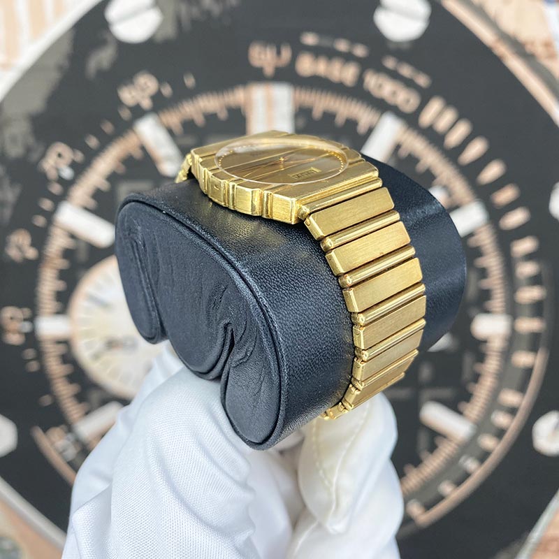 Piaget Polo Quartz Movement 31mm Yellow Gold 15562C701 Pre-Owned